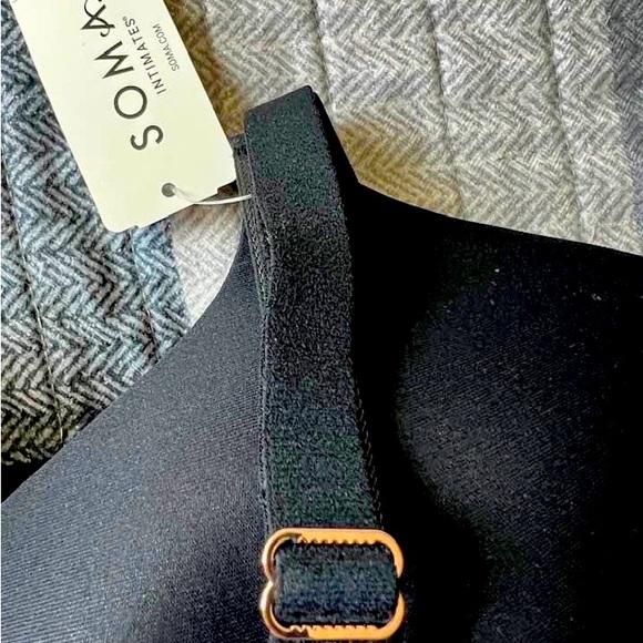 Soma Intimates NWT black bra with rose gold hardware - Picture 3 of 4